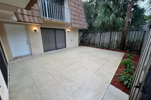 849 Blue Ridge Cir, West Palm Beach, FL 33409 - Photo 13