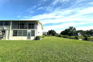 368 Oakridge T, Deerfield Beach, FL 33442 - Photo 23