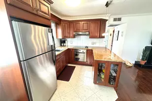 368 Oakridge T, Deerfield Beach, FL 33442 - Photo 9