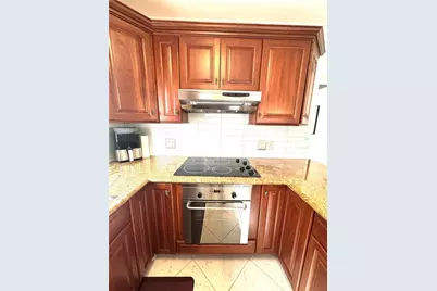 368 Oakridge T #368, Deerfield Beach, FL 33442 - Photo 11