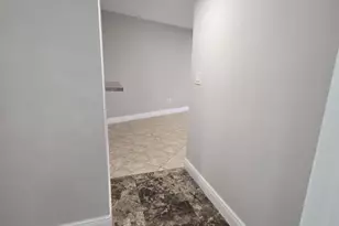 4121 Stirling Rd, Davie, FL 33314 - Photo 5