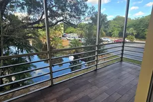 4121 Stirling Rd, Davie, FL 33314 - Photo 23