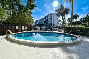 4800 Bayview Dr, Fort Lauderdale, FL 33308 - Photo 29