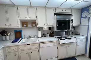 2601 NE 14th Street Cswy Unit, Pompano Beach, FL 33062 - Photo 11