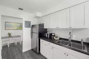 413-415 SE 23rd St, Fort Lauderdale, FL 33316 - Photo 9