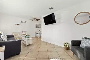 413-415 SE 23rd St, Fort Lauderdale, FL 33316 - Photo 13