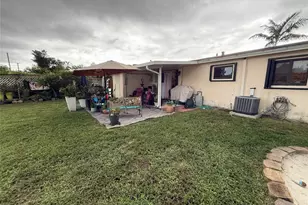 1821 SW 50th Ave, Fort Lauderdale, FL 33317 - Photo 11