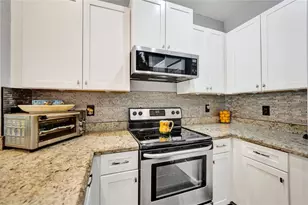 4228 N Dixie Hwy, Oakland Park, FL 33334 - Photo 9