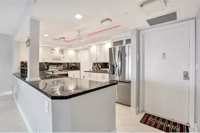 1150 Hillsboro Mile #1016, Pompano Beach, FL 33062 - Photo 33