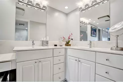 1150 Hillsboro Mile #1016, Pompano Beach, FL 33062 - Photo 19