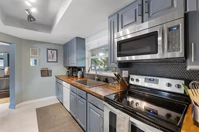 5260 NE 17th Terrace, Fort Lauderdale, FL 33334 - Photo 5