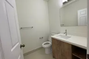 1156 Chinaberry Dr, Weston, FL 33327 - Photo 33