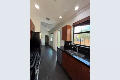 12662 NW 32nd Place #12662, Sunrise, FL 33323 - Photo 3