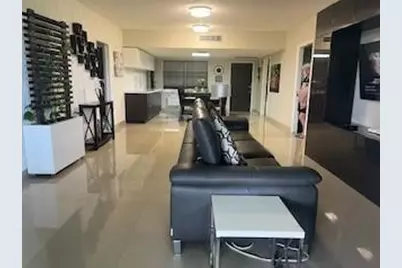 565 Oaks Lane #103, Pompano Beach, FL 33069 - Photo 13