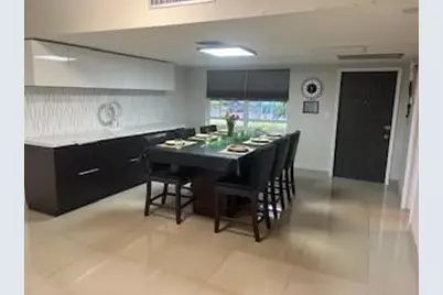 565 Oaks Lane #103, Pompano Beach, FL 33069 - Photo 17