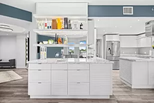 1050 Seminole Dr, Fort Lauderdale, FL 33304 - Photo 3