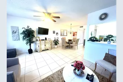 4011 Islewood D #4011, Deerfield Beach, FL 33442 - Photo 5