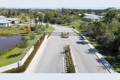 2400 Noble Oaks Lane, Fort Pierce, FL 34981 - Photo 1