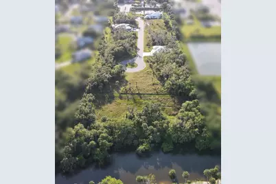 2410 Noble Oaks Lane, Fort Pierce, FL 34981 - Photo 5