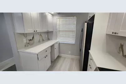 3503 Oaks Way #513, Pompano Beach, FL 33069 - Photo 5