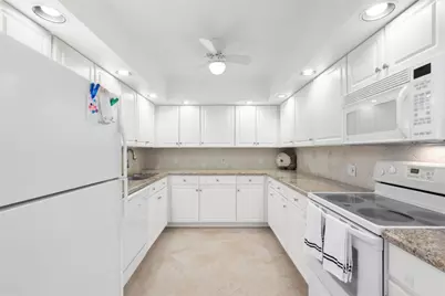 2000 S Ocean Boulevard #5D, Pompano Beach, FL 33062 - Photo 5