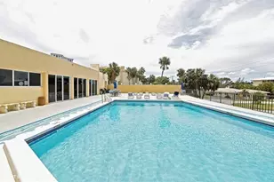 1200 Hibiscus Ave, Pompano Beach, FL 33062 - Photo 15