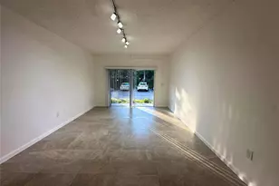 50 SW 3rd Ave, Boca Raton, FL 33432 - Photo 17