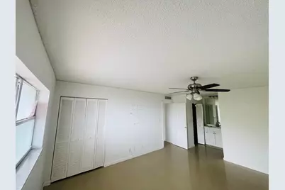 6300 S Falls Cir Drive #412, Lauderhill, FL 33319 - Photo 7