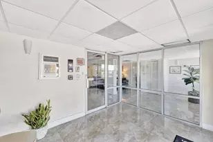 550 Bayshore Dr, Fort Lauderdale, FL 33304 - Photo 17