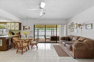 137 SE Turtle Creek Dr, Jupiter, FL 33469 - Photo 13