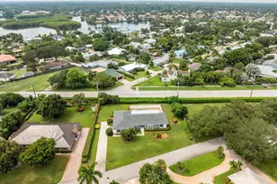 137 SE Turtle Creek Dr, Jupiter, FL 33469 - Photo 33