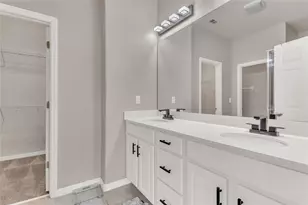 2656 Amati Dr, Kissimmee, FL 34741 - Photo 17