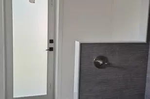 111 NE 45th St, Oakland Park, FL 33334 - Photo 5