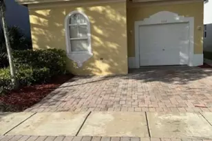 1056 NE 39th Ave, Homestead, FL 33033 - Photo 1