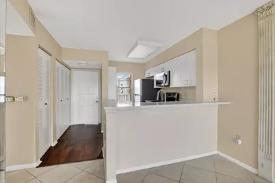 2236 N Cypress Bend Drive #508, Pompano Beach, FL 33069 - Photo 5