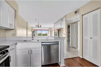 2236 N Cypress Bend Drive #508, Pompano Beach, FL 33069 - Photo 7