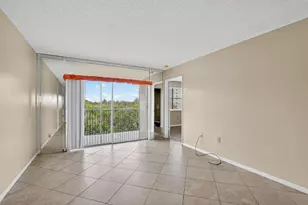 2236 N Cypress Bend Dr, Pompano Beach, FL 33069 - Photo 11