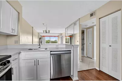 2236 N Cypress Bend Drive #508, Pompano Beach, FL 33069 - Photo 7