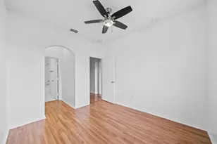 717 SW 107th Ave, Pembroke Pines, FL 33025 - Photo 15