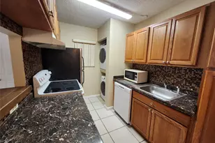 545 Trace Cir, Deerfield Beach, FL 33441 - Photo 13