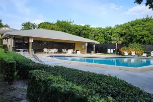 545 Trace Cir, Deerfield Beach, FL 33441 - Photo 1