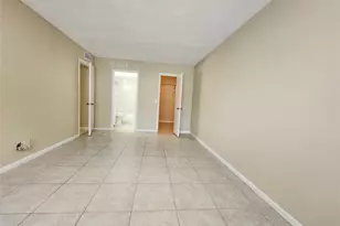 545 Trace Cir, Deerfield Beach, FL 33441 - Photo 17