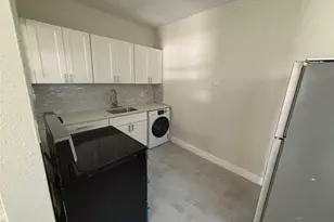 771 NW 52nd St, Miami, FL 33127 - Photo 5