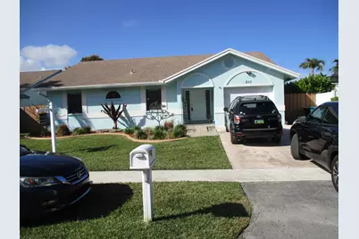 231 SE 9th Street, Dania Beach, FL 33004 - Photo 1