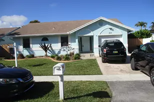 231 SE 9th St, Dania Beach, FL 33004 - Photo 1