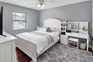 231 SE 9th St, Dania Beach, FL 33004 - Photo 9