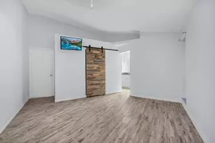 18510 NW 22nd St, Pembroke Pines, FL 33029 - Photo 25