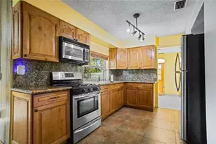 11331 NW 29th St, Sunrise, FL 33323 - Photo 39