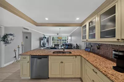 3150 NE 48th Court #410, Pompano Beach, FL 33064 - Photo 3