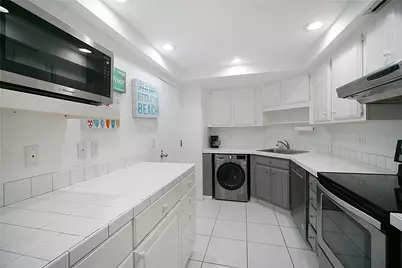 2400 Presidential Way #502, West Palm Beach, FL 33401 - Photo 5